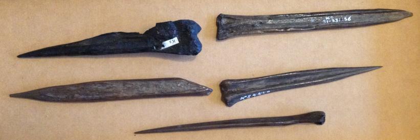 This ensured that the seam was straight and durable. The awls were found in Kongemosen in Western Zealand and are dated to 6000 BC. These bone awls were used to make holes in the skins before they were sewn together.